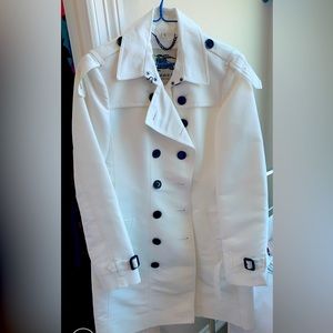 Like new condition Burberry white trench coat